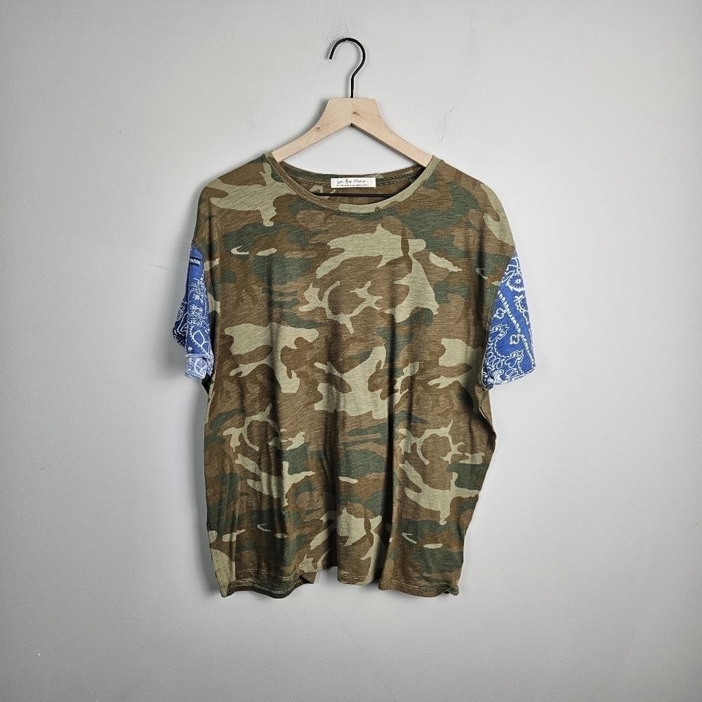 We the Free Camo Short Sleeve Graphic Top Medium - Picture 1 of 7